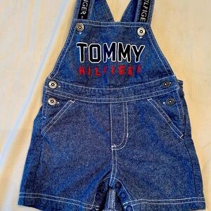 Tommy Hilfiger 12m‎ Denim shorts Overalls